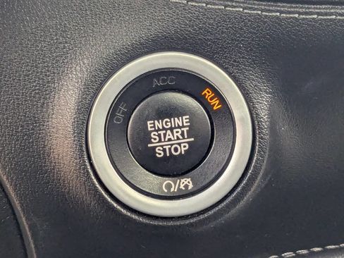 Used 2022 Dodge Challenger SXT w/ Plus Package AWD/4WD image 33