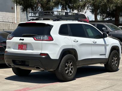Used 2019 Jeep Cherokee Latitude Plus