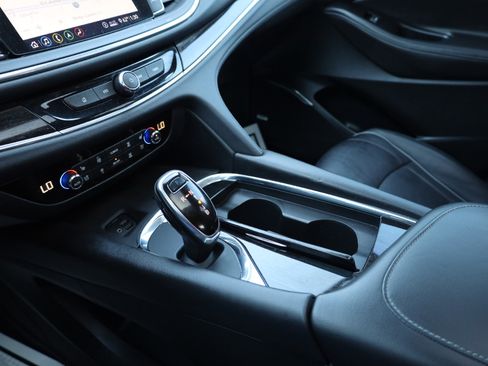 Used 2020 Buick Enclave Avenir w/ Avenir Technology Package image 11