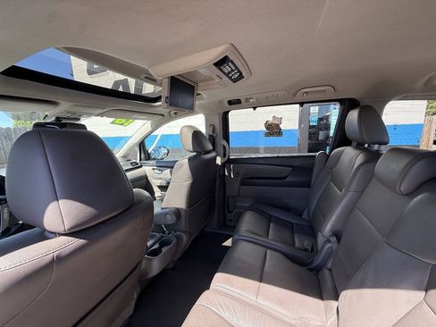 Used 2016 Honda Odyssey Touring image 15