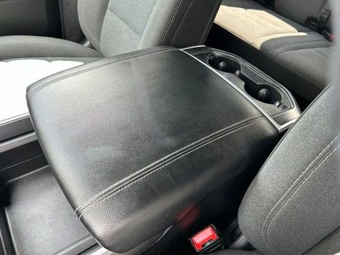 Used 2022 RAM 1500 Big Horn AWD/4WD image 43