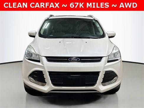 Used 2015 Ford Escape Titanium image 3