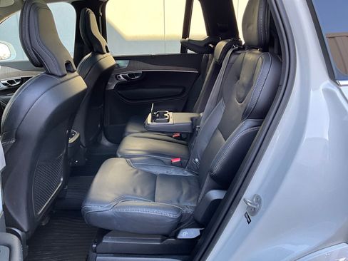 Certified 2022 Volvo XC90 T6 Inscription w/ Lounge Package image 31