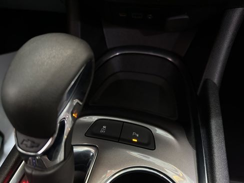 Used 2024 Chevrolet Malibu LT image 25