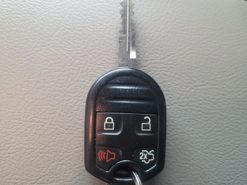 Used 2014 Ford Edge SEL w/ Equipment Group 205A FWD image 32