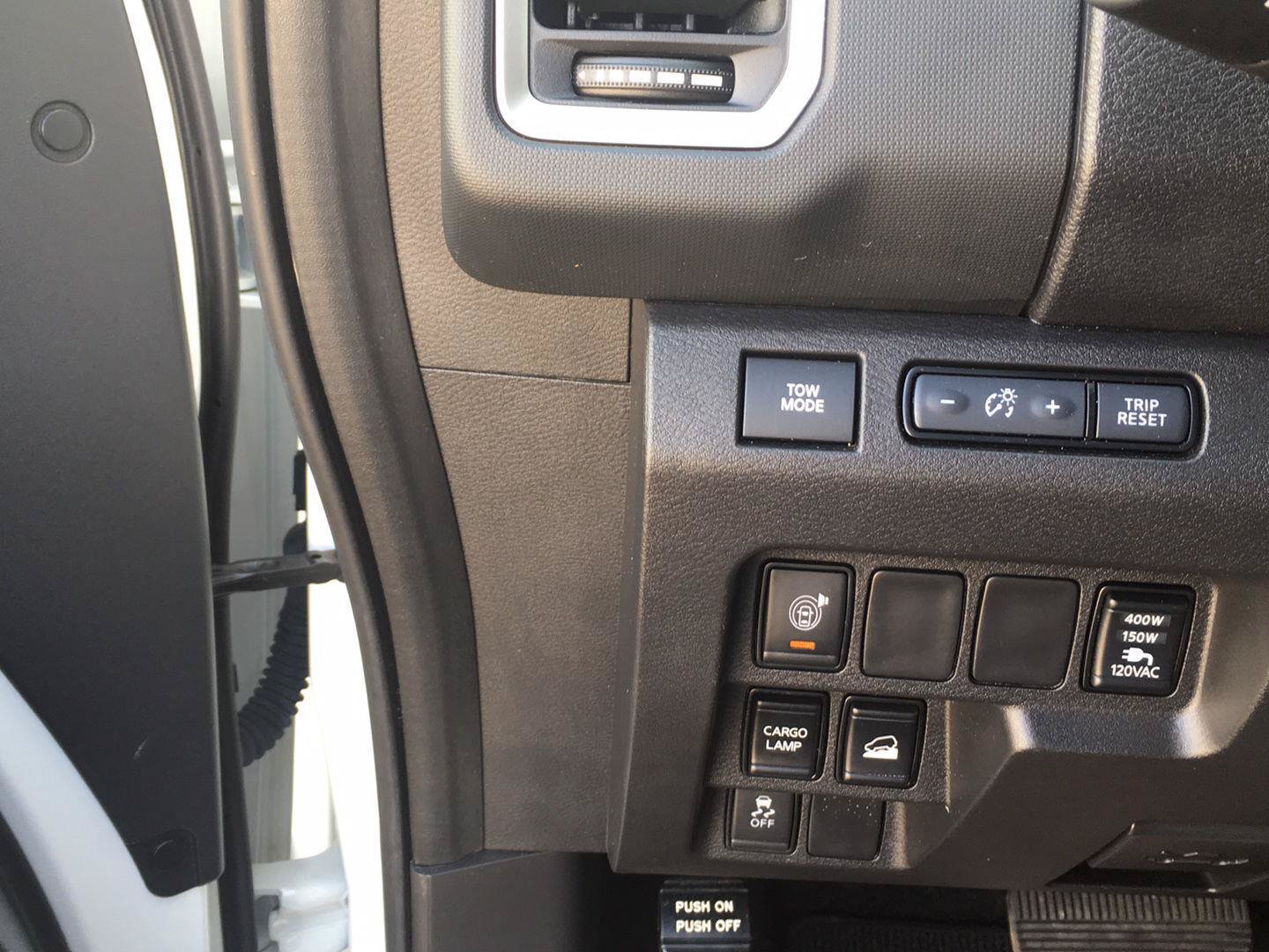 Used 2024 Nissan Frontier SV w/ SV Convenience Package AWD/4WD image 13