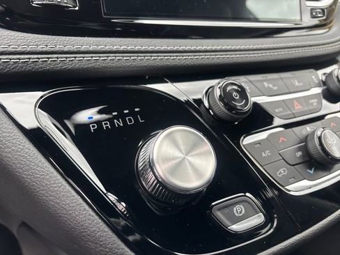 New 2026 Chrysler Pacifica Limited image 28