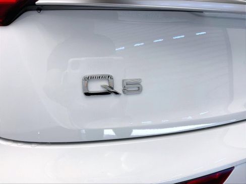 Used 2025 Audi Q5 2.0T Premium Plus w/ Premium Plus Package image 7