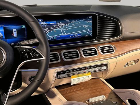 New 2026 Mercedes-Benz GLE 450 4MATIC image 8