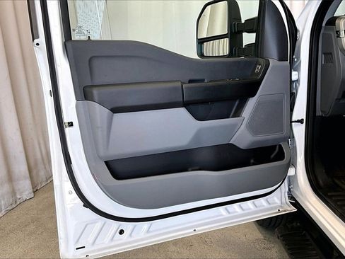 Used 2025 Ford F350 XL image 20