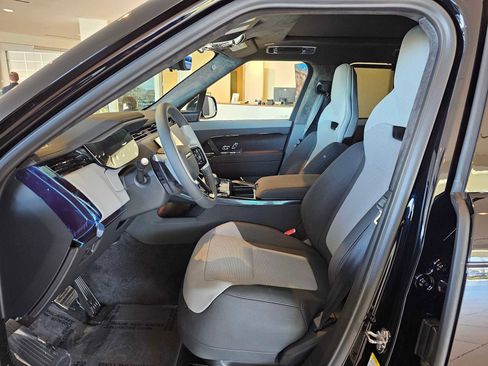 New 2025 Land Rover Range Rover Sport SV Edition Two image 20