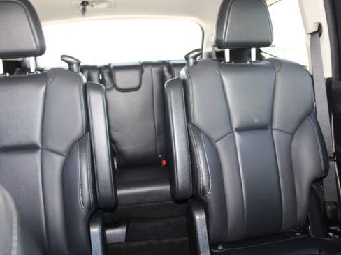 Used 2022 Subaru Ascent Limited w/ Technology Package image 24