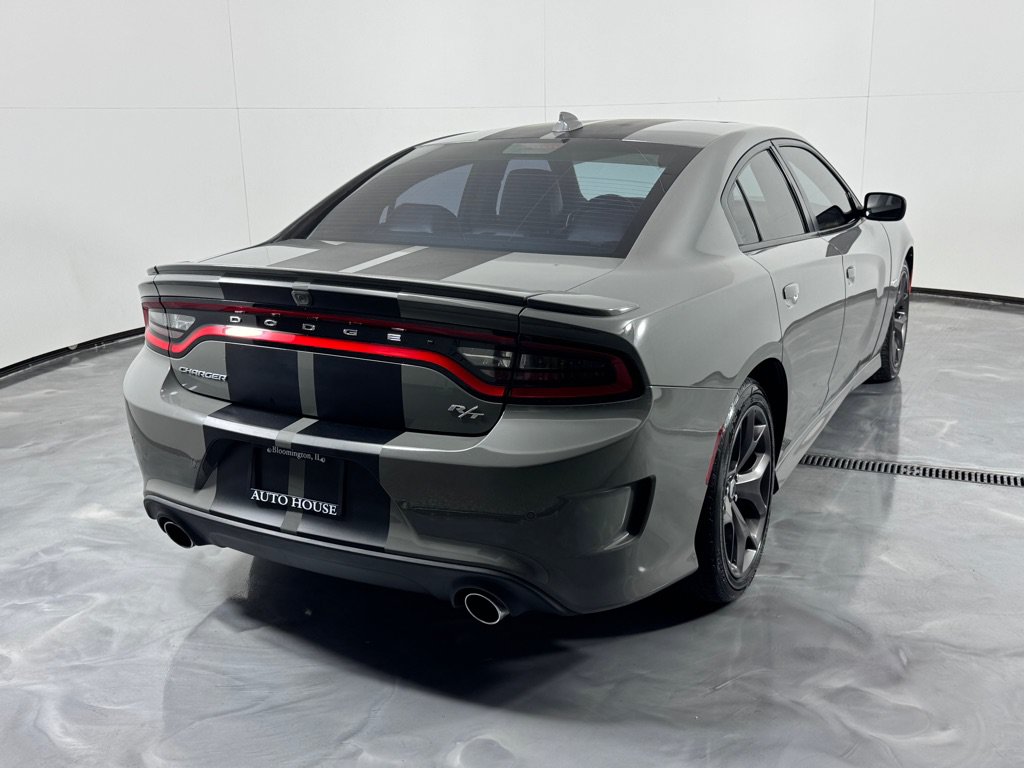 Used 2018 Dodge Charger R/T w/ Plus Group RWD image 5