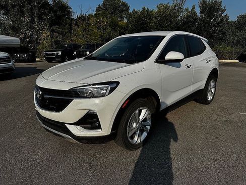 Used 2021 Buick Encore GX Preferred w/ Cold Weather Comfort Package FWD image 3