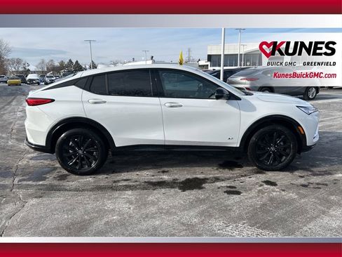 New 2026 Buick Envista Sport Touring w/ Convenience I Package image 2