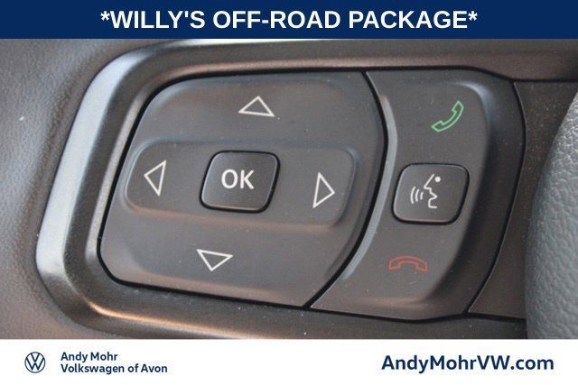 Used 2025 Jeep Gladiator Sport AWD/4WD image 28