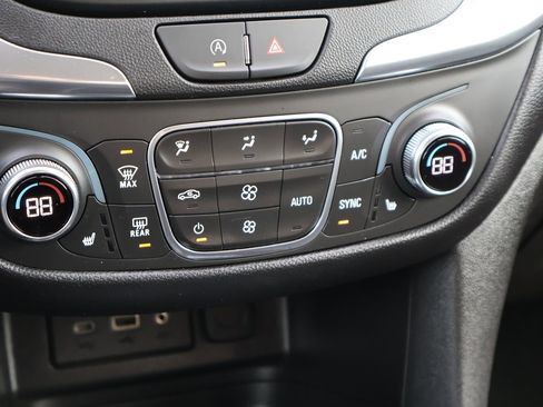 Used 2024 Chevrolet Equinox LT image 28