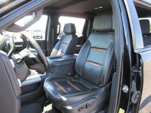 Used 2021 GMC Sierra 1500 AT4 w/ AT4 Preferred Package AWD/4WD image 21