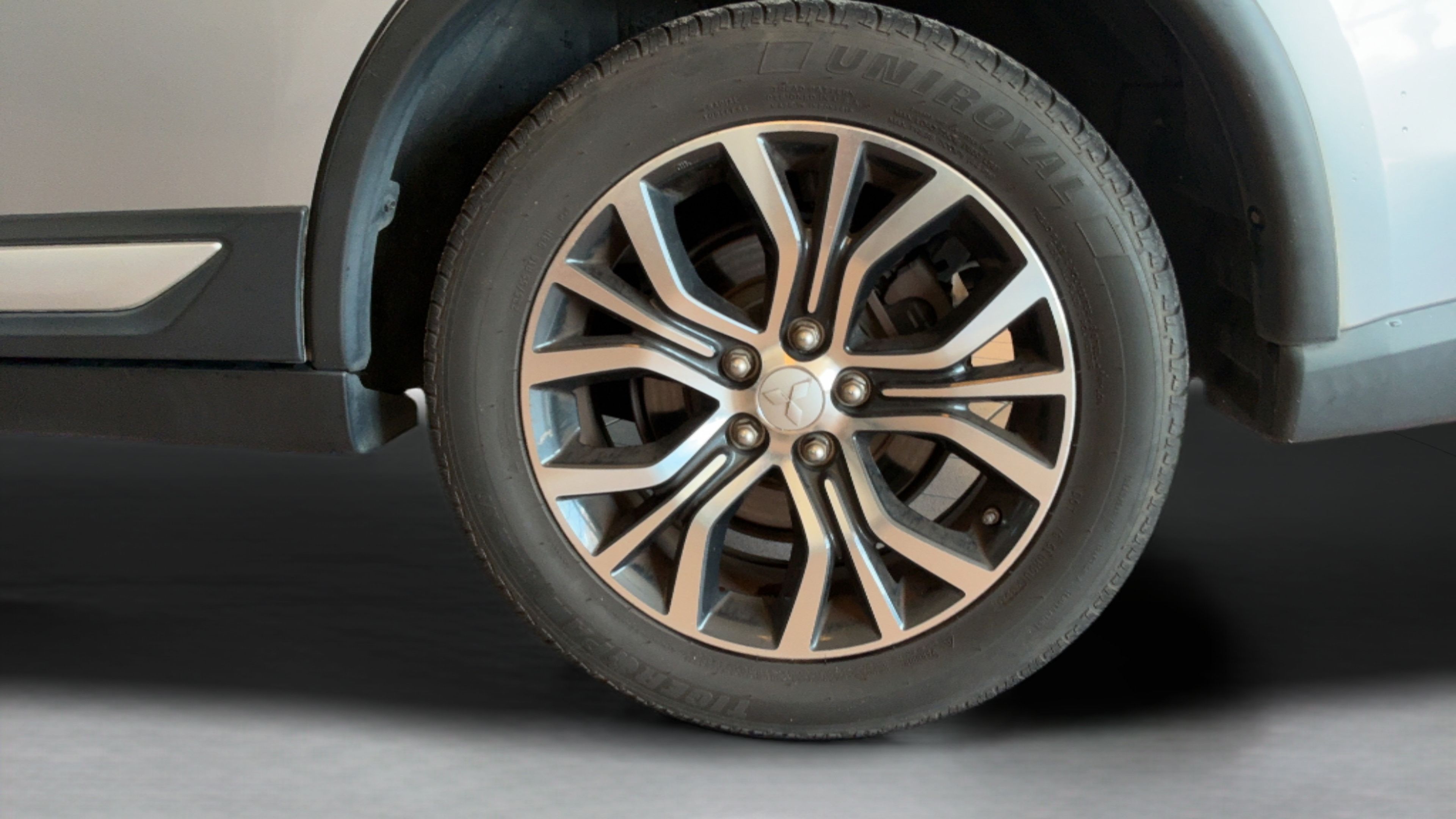 Used 2016 Mitsubishi Outlander SE FWD image 37