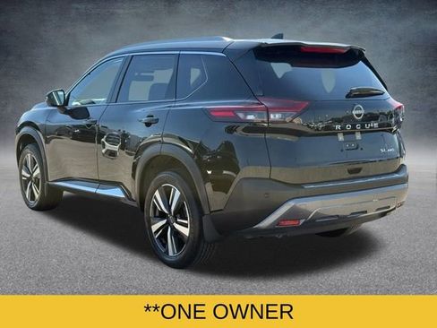 Used 2023 Nissan Rogue SL image 5
