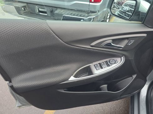 Used 2025 Chevrolet Malibu LT image 15