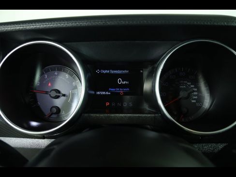 Used 2019 Ford Mustang Coupe w/ Black Accent Package image 20