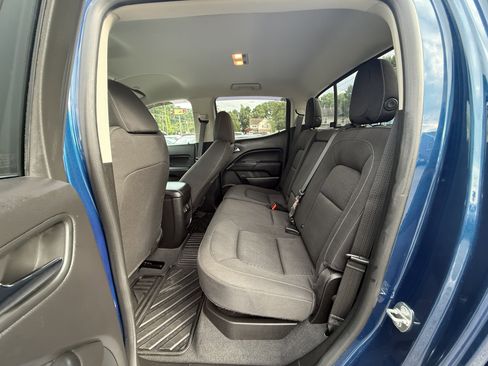 Used 2019 GMC Canyon SLE w/ Driver Alert Package image 14