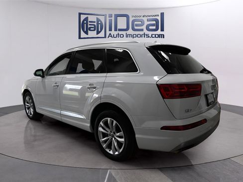 Used 2018 Audi Q7 3.0T Premium Plus w/ Premium Plus Package image 3