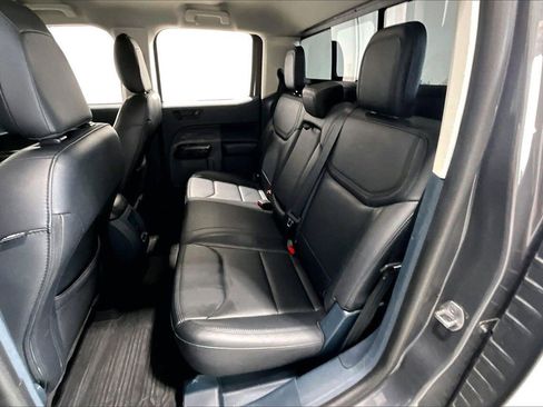 Used 2023 Ford Maverick Lariat w/ Black Appearance Package image 24