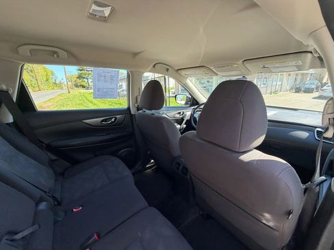 Used 2016 Nissan Rogue S AWD/4WD image 15