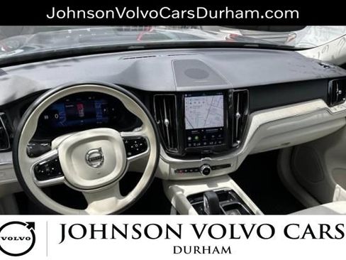 Used 2023 Volvo XC60 B5 Plus w/ Climate Package AWD/4WD image 6
