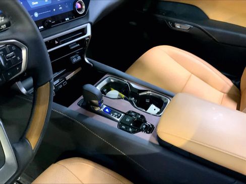 Certified 2025 Lexus RX 350 Premium image 16