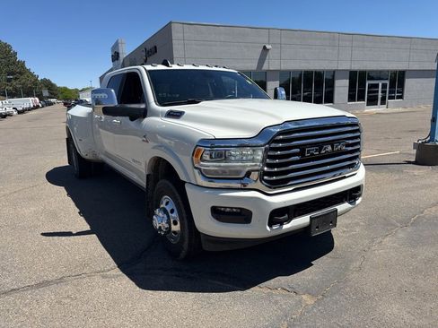 Used 2023 RAM 3500 Limited AWD/4WD image 3