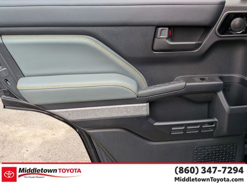 Certified 2025 Toyota 4Runner Trailhunter AWD/4WD image 29