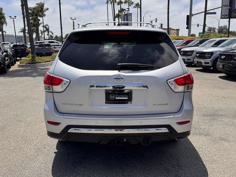 Used 2015 Nissan Pathfinder Platinum w/ Cargo Package FWD image 11