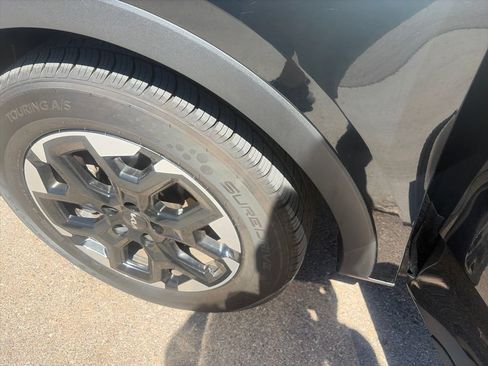 Used 2024 Kia Sorento S FWD image 37