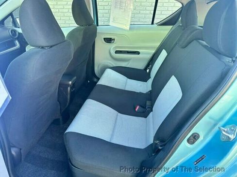 Used 2014 Toyota Prius C Two image 31