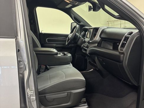 Used 2024 RAM 2500 Big Horn w/ Bed Utility Group image 25