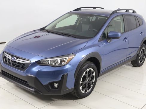 Used 2023 Subaru Crosstrek 2.0i Premium image 22