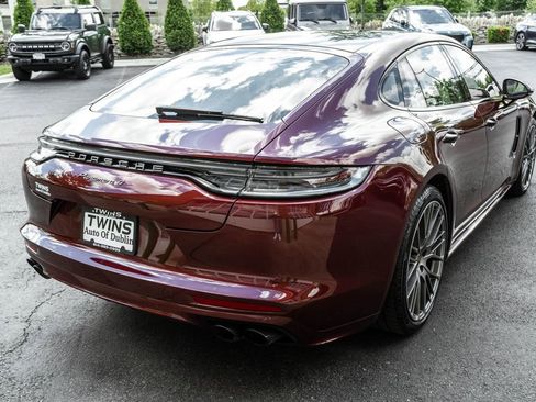 Used 2023 Porsche Panamera 4 Platinum Edition w/ Sportdesign Package AWD/4WD image 39