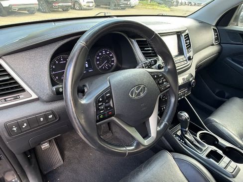 Used 2017 Hyundai Tucson Limited w/ Cargo Package AWD/4WD image 10