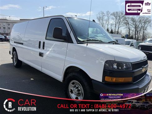 Used 2021 Chevrolet Express 3500 Extended w/ Driver Convenience Package RWD image 1