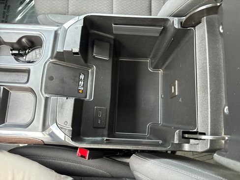 Used 2024 GMC Sierra 1500 Elevation w/ LPO, Elevation Black Package image 24