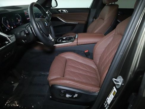 Used 2026 BMW X5 xDrive40i AWD/4WD image 23