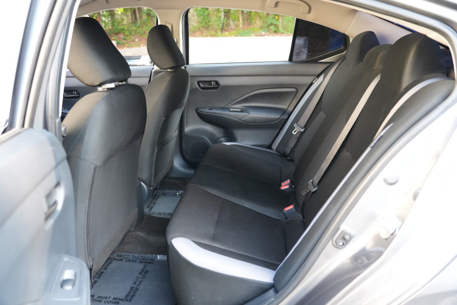 Used 2025 Nissan Versa S w/ Trunk Package FWD image 32