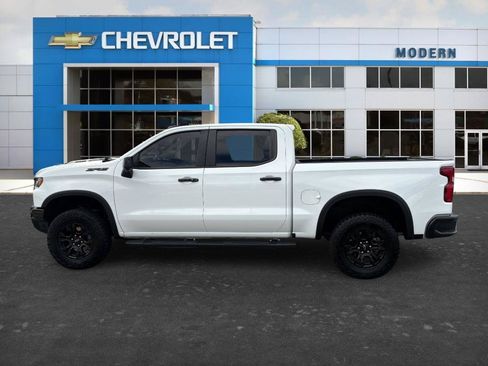 Used 2024 Chevrolet Silverado 1500 ZR2 w/ Technology Package AWD/4WD image 2