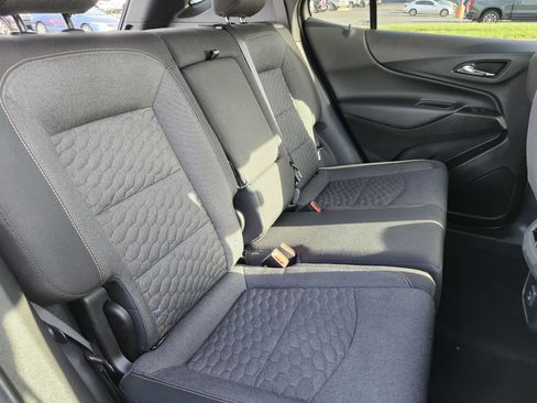 Used 2021 Chevrolet Equinox LT FWD image 20