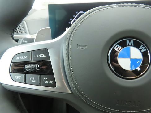 New 2026 BMW X5 xDrive40i w/ M Sport Package image 11