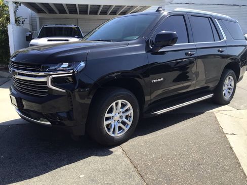 Used 2022 Chevrolet Tahoe LT RWD image 2