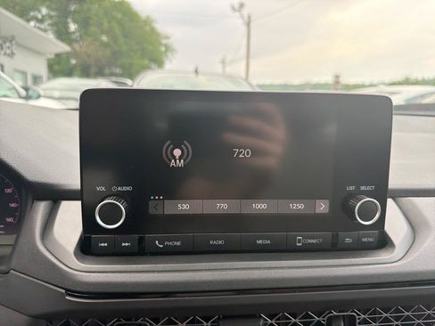 Used 2023 Honda Accord LX image 25